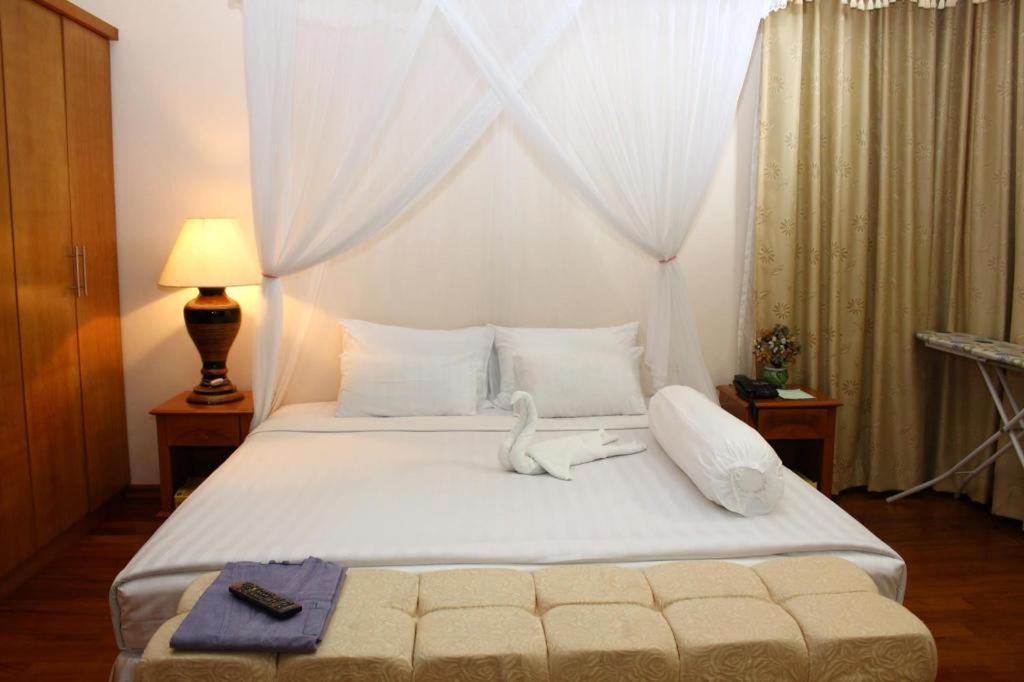 Myat Taw Win Hotel Naypyidaw Dış mekan fotoğraf