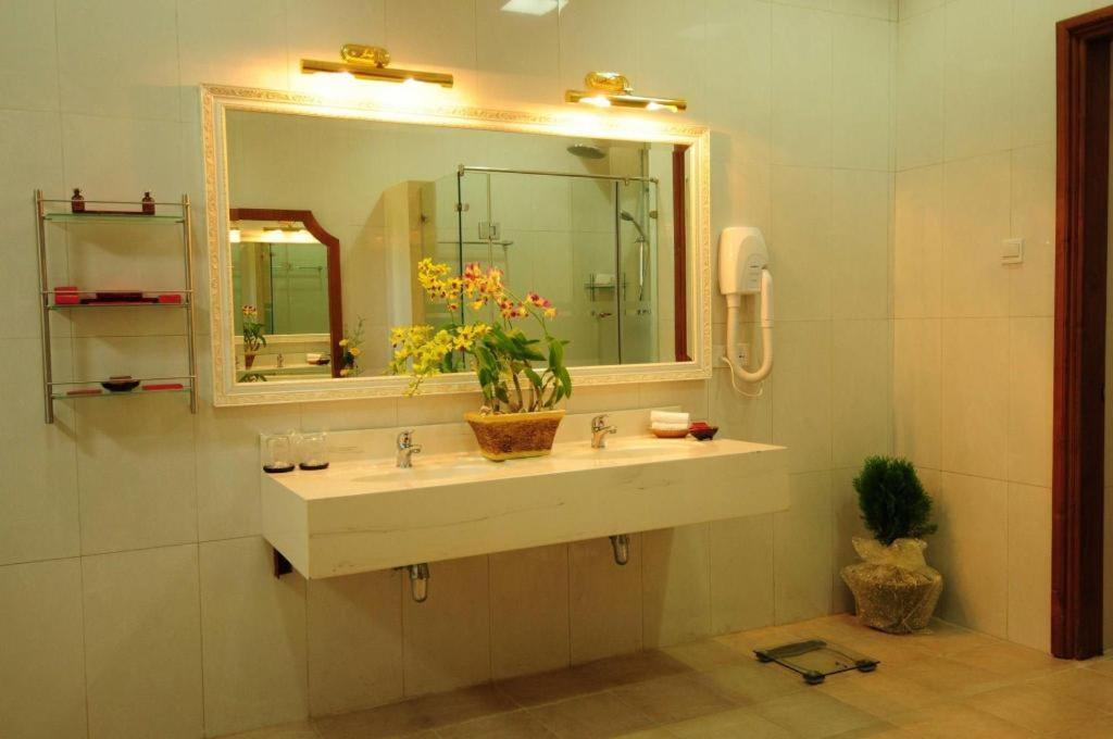 Myat Taw Win Hotel Naypyidaw Dış mekan fotoğraf