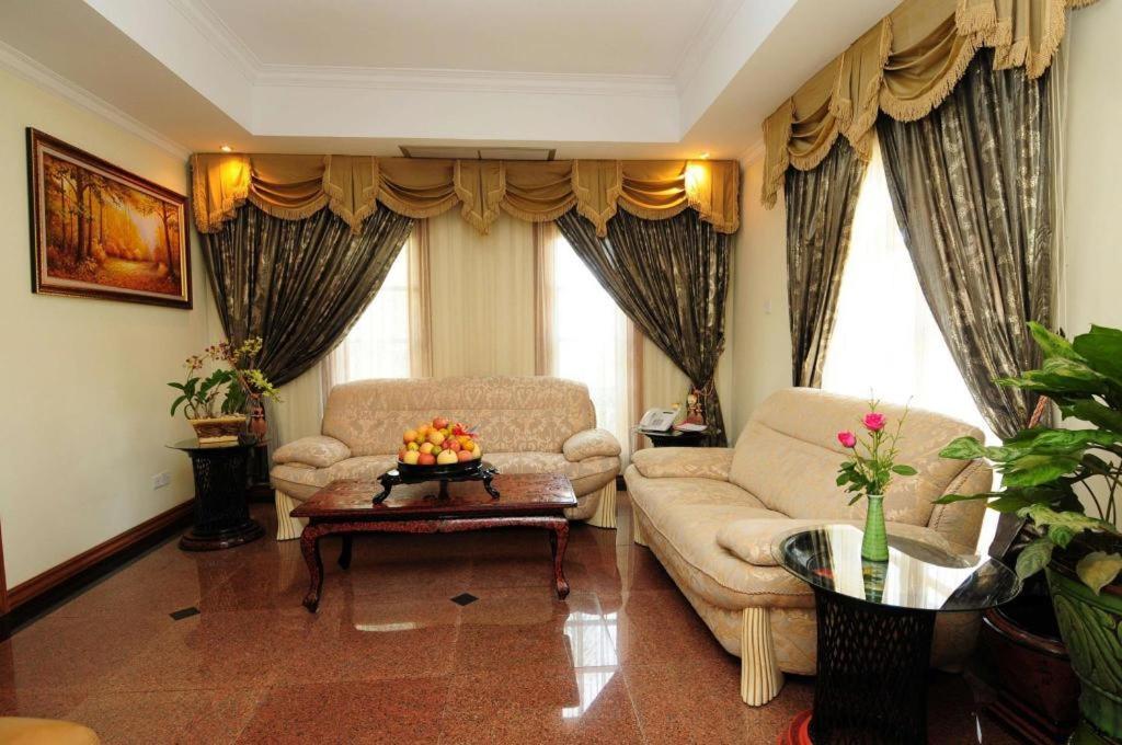 Myat Taw Win Hotel Naypyidaw Dış mekan fotoğraf