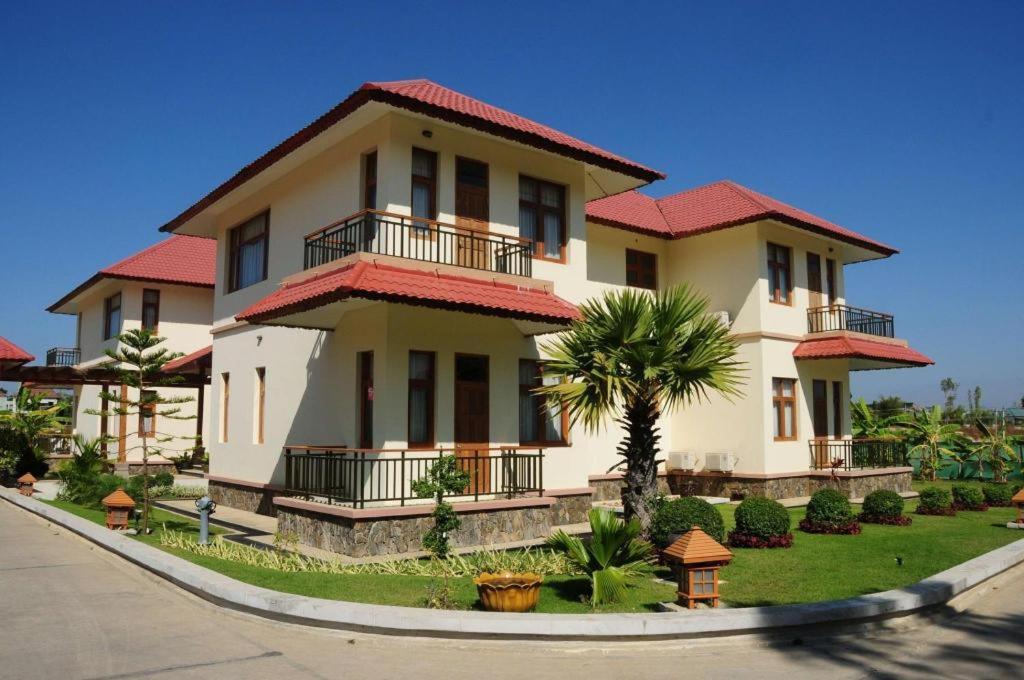 Myat Taw Win Hotel Naypyidaw Dış mekan fotoğraf