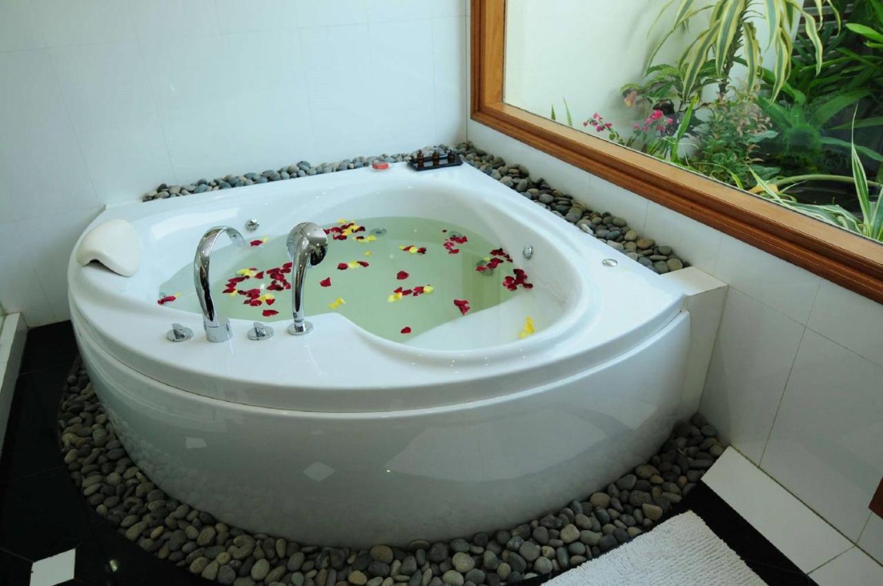 Myat Taw Win Hotel Naypyidaw Dış mekan fotoğraf