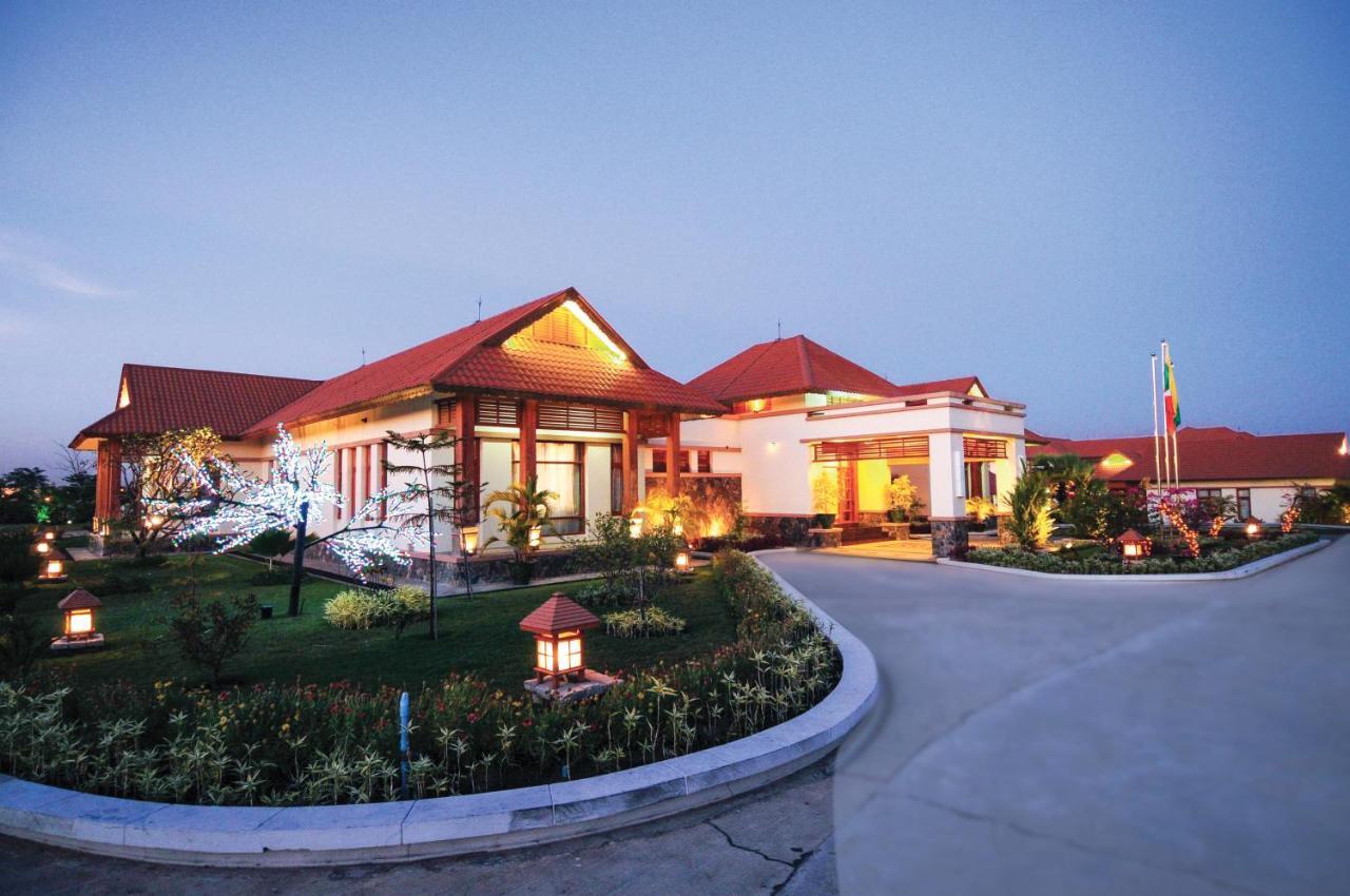 Myat Taw Win Hotel Naypyidaw Dış mekan fotoğraf